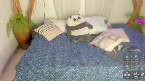 Mariana Fox online show from February 17, 2026, 6:10 am