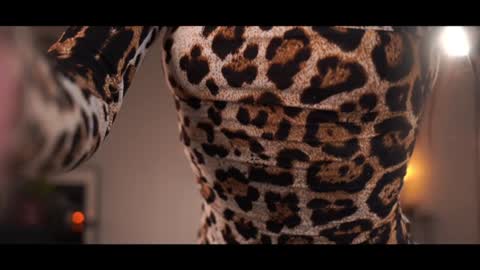 Marie -   -25 discount online show from December 4, 2025, 9:45 pm