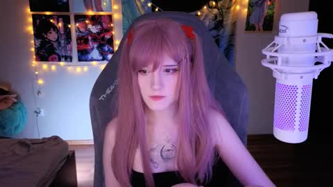 Mariko online show from March 6, 2025, 2:40 pm