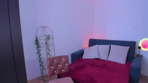 Snapshot of _marr_ chatting on April 5, 2026, 7:44 pm mar online show from April 5, 2026, 7:44 pm