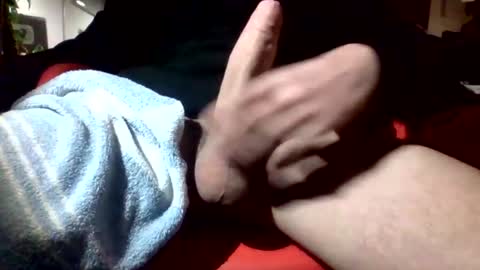 masked boy online show from December 2, 2025, 5:19 pm