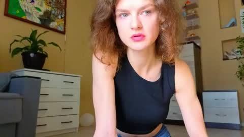 Sophia online show from May 7, 2026, 2:50 am