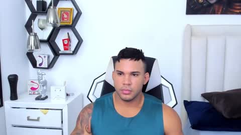 _matthew_santos_ online show from March 10, 2025, 9:40 pm