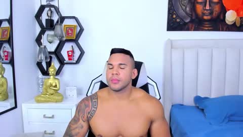 _matthew_santos_ online show from October 2, 2025, 11:34 pm