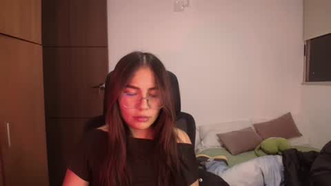 max and abby online show from June 14, 2026, 3:08 am