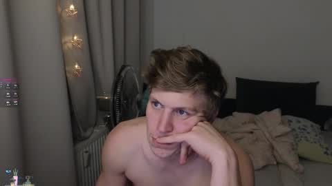  Medaed20  online show from October 3, 2025, 9:12 pm