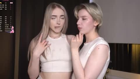 Snapshot of _medal_of_horny_ chatting on February 8, 2026, 7:56 am Elva and Kate online show from February 8, 2026, 7:56 am