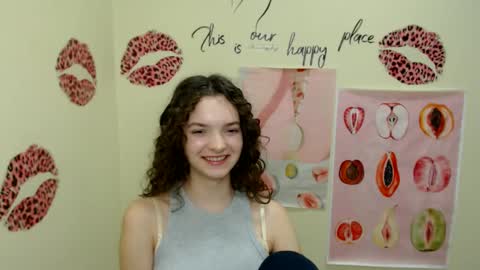 Snapshot of _megasta chatting on December 9, 2024, 10:30 pm Susie online show from December 9, 2024, 10:30 pm
