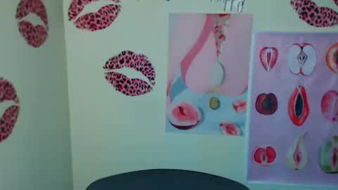 Susie online show from November 17, 2025, 1:17 pm