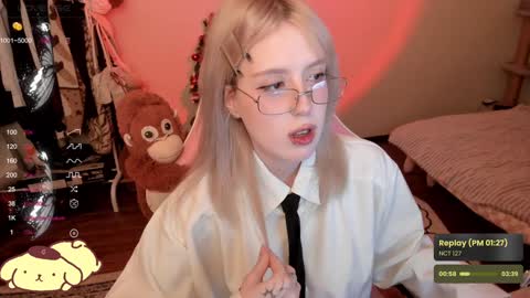 Snapshot of _meowmiko__ chatting on January 19, 2025, 9:34 pm miko3 online show from January 19, 2025, 9:34 pm