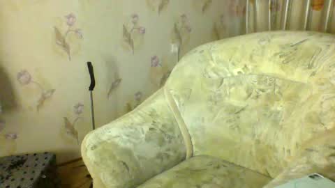 Snapshot of _merrry_ chatting on June 19, 2026, 5:06 pm Merry online show from June 19, 2026, 5:06 pm