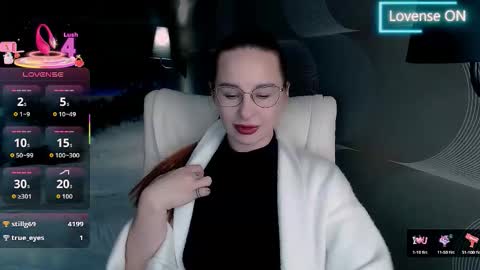 Snapshot of _mi_amore chatting on January 8, 2026, 9:44 am _mi_amore online show from January 8, 2026, 9:44 am