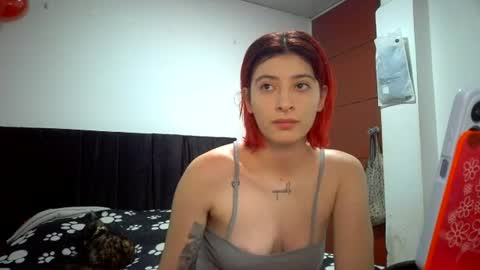 Mia-foster online show from June 25, 2026, 9:41 pm