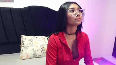 Snapshot of _mia_hot01 chatting on August 3, 2026, 11:59 am Mia. online show from August 3, 2026, 11:59 am