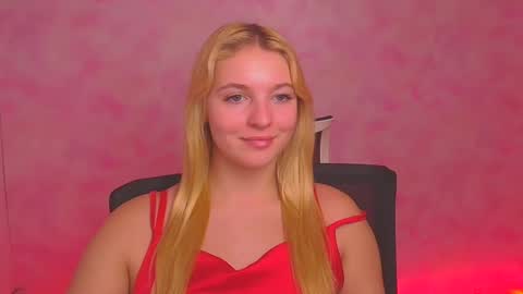 Snapshot of _mila_la_ chatting on December 26, 2024, 9:55 am Melanie online show from December 26, 2024, 9:55 am