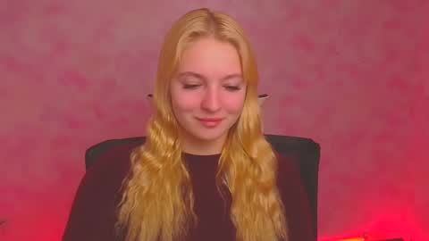 Snapshot of _mila_la_ chatting on January 10, 2025, 7:04 am Melanie online show from January 10, 2025, 7:04 am