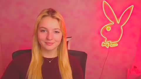 Snapshot of _mila_la_ chatting on March 1, 2025, 12:56 pm Melanie online show from March 1, 2025, 12:56 pm