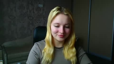 Melanie online show from February 19, 2026, 6:42 am