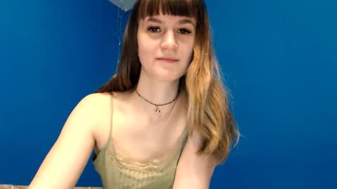 Boo online show from December 21, 2025, 1:18 pm