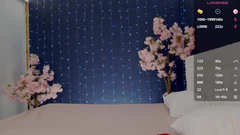 Snapshot of _mirror_girl chatting on September 30, 2025, 4:17 am Victoria online show from September 30, 2025, 4:17 am