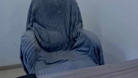 Snapshot of _miss_coco_ chatting on October 16, 2025, 1:34 pm _miss_coco_ online show from October 16, 2025, 1:34 pm