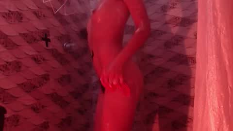 karoline uwu online show from December 14, 2025, 3:39 pm