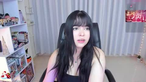 Snapshot of _misshoneyxx chatting on November 21, 2025, 4:00 am Hanna Idependent Model online show from November 21, 2025, 4:00 am