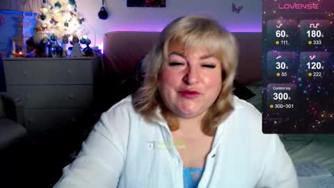 Snapshot of _missmila_ chatting on December 20, 2025, 9:00 pm missmils online show from December 20, 2025, 9:00 pm