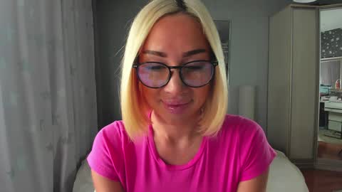 alienmito online show from November 4, 2025, 12:21 am