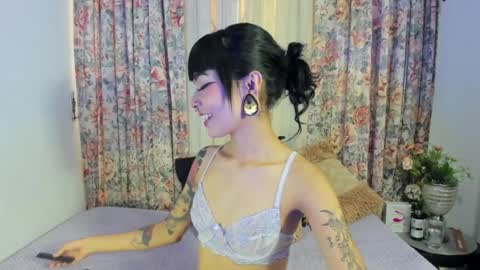 Snapshot of _mizuki chatting on December 16, 2024, 2:49 pm mizuki online show from December 16, 2024, 2:49 pm