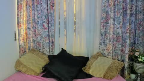 Snapshot of _mizuki chatting on January 17, 2025, 2:28 pm mizuki online show from January 17, 2025, 2:28 pm