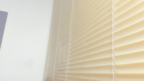 _molly_rosse_ online show from December 18, 2025, 11:49 am