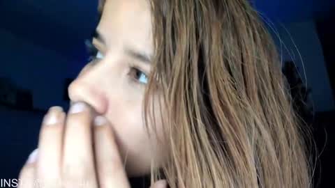 Snapshot of _monserat_ chatting on December 20, 2024, 3:36 am liaaa 4u online show from December 20, 2024, 3:36 am