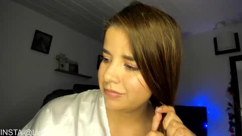 Snapshot of _monserat_ chatting on December 28, 2024, 1:08 am liaaa 4u online show from December 28, 2024, 1:08 am