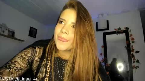 Snapshot of _monserat_ chatting on January 31, 2025, 10:52 pm liaaa 4u online show from January 31, 2025, 10:52 pm