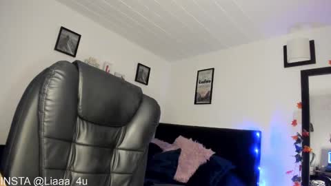 Snapshot of _monserat_ chatting on February 12, 2025, 1:30 am liaaa 4u online show from February 12, 2025, 1:30 am