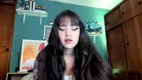 Snapshot of _moon_cake_ chatting on January 9, 2026, 3:42 am Next stream 950 pm Colombia time xd online show from January 9, 2026, 3:42 am