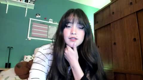 Snapshot of _moon_cake_ chatting on March 19, 2026, 2:37 am Next stream 950 pm Colombia time xd online show from March 19, 2026, 2:37 am