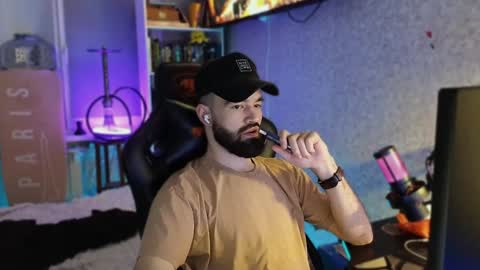 Snapshot of _morti_ chatting on December 7, 2024, 10:28 pm Ask me online show from December 7, 2024, 10:28 pm