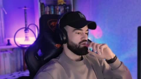 Snapshot of _morti_ chatting on January 5, 2025, 3:53 am Ask me online show from January 5, 2025, 3:53 am