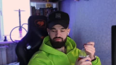 Snapshot of _morti_ chatting on January 6, 2025, 8:46 am Ask me online show from January 6, 2025, 8:46 am