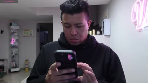 Panda  online show from October 11, 2025, 10:41 pm