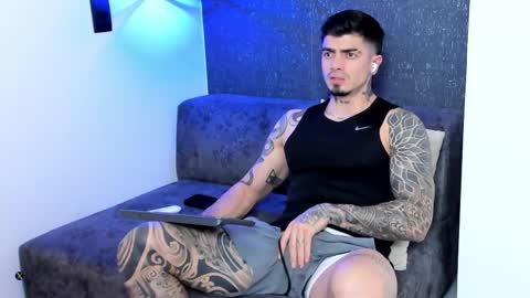 _mrcock_ online show from April 6, 2026, 11:27 pm