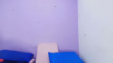 Luna online show from November 21, 2025, 11:53 am