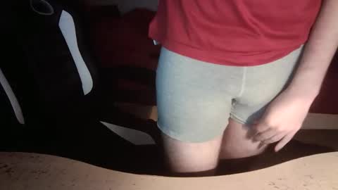 Snapshot of _n99 chatting on October 15, 2025, 8:36 am _n99 online show from October 15, 2025, 8:36 am