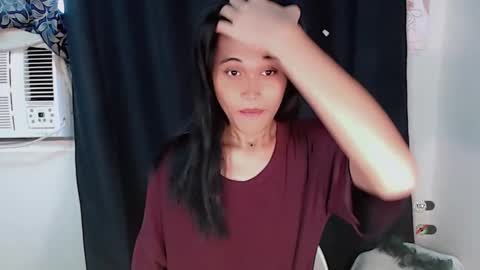 jenny claire online show from November 19, 2025, 5:40 am