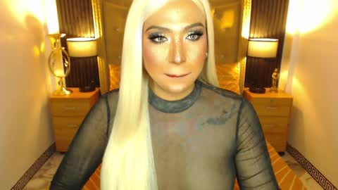 Snapshot of _natashacooper_ chatting on April 9, 2026, 6:19 am _natashacooper_ online show from April 9, 2026, 6:19 am