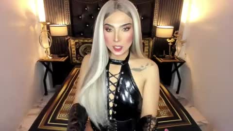 Snapshot of _natashacooper_ chatting on July 6, 2026, 5:15 pm _natashacooper_ online show from July 6, 2026, 5:15 pm