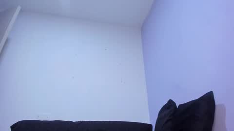 Snapshot of _nicollee chatting on February 28, 2025, 9:04 am juliana online show from February 28, 2025, 9:04 am