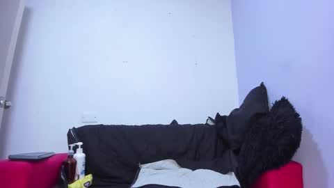 Snapshot of _nicollee chatting on March 5, 2025, 9:05 am juliana online show from March 5, 2025, 9:05 am